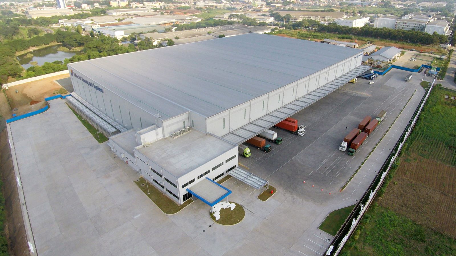 Pusat Logistik Cikarang